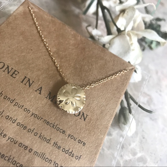 3 for $25⚡️sand dollar pendant necklace - Picture 8 of 8